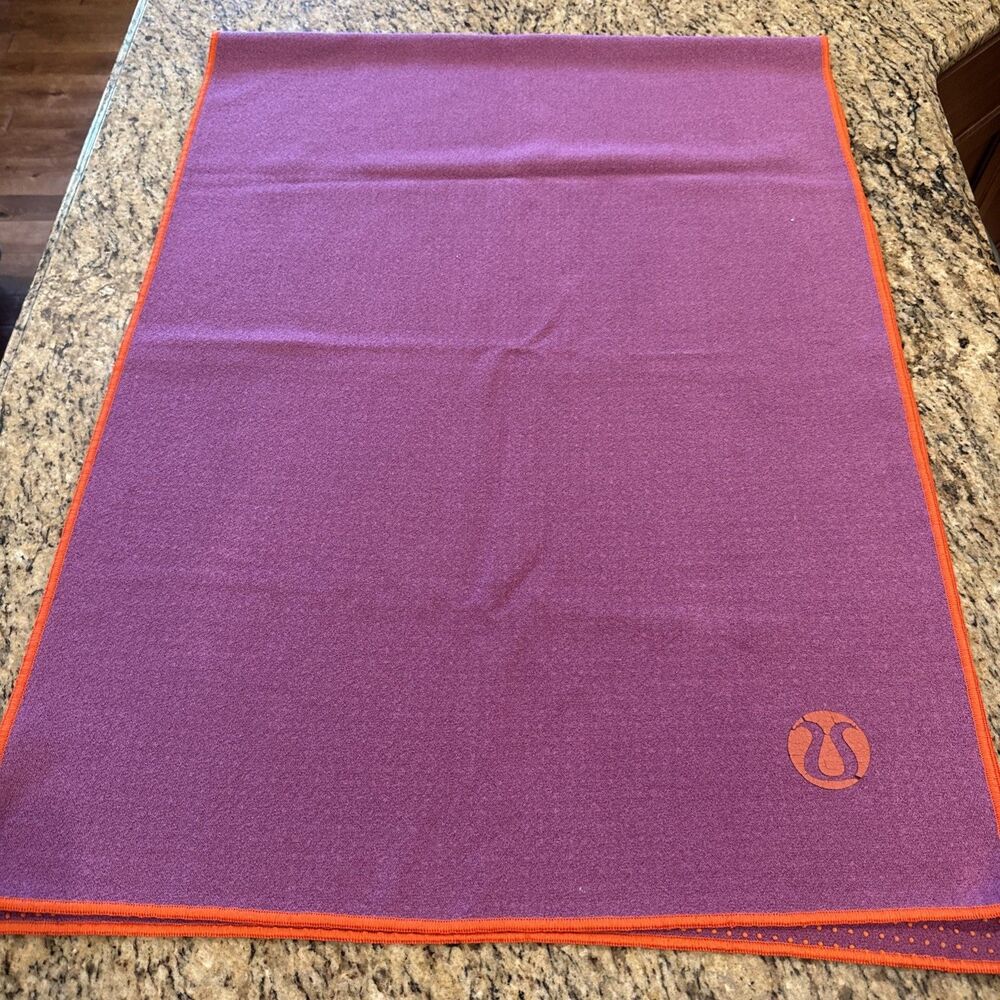 LULULEMON SKIDLESS Yogitoes Towel Purple, Orange Trim Non-Slip Yoga Mat Towel